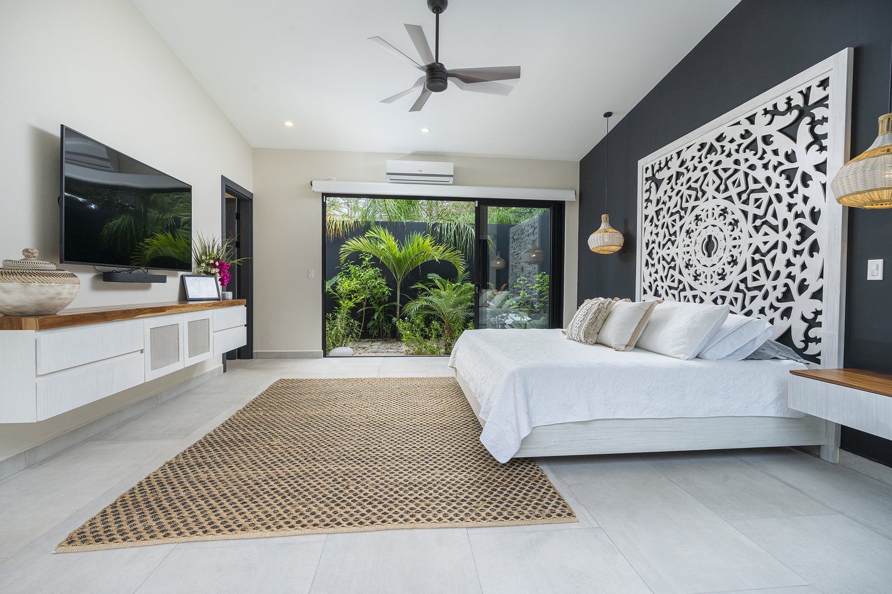 Principal suite